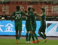 浙江绿城比赛中出现精彩一幕，引发观众热议的简单介绍