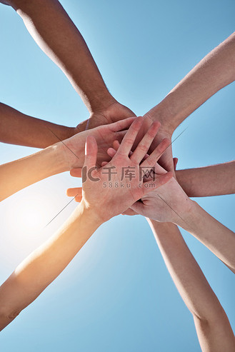 关键时刻集体发挥，展现团结战斗力